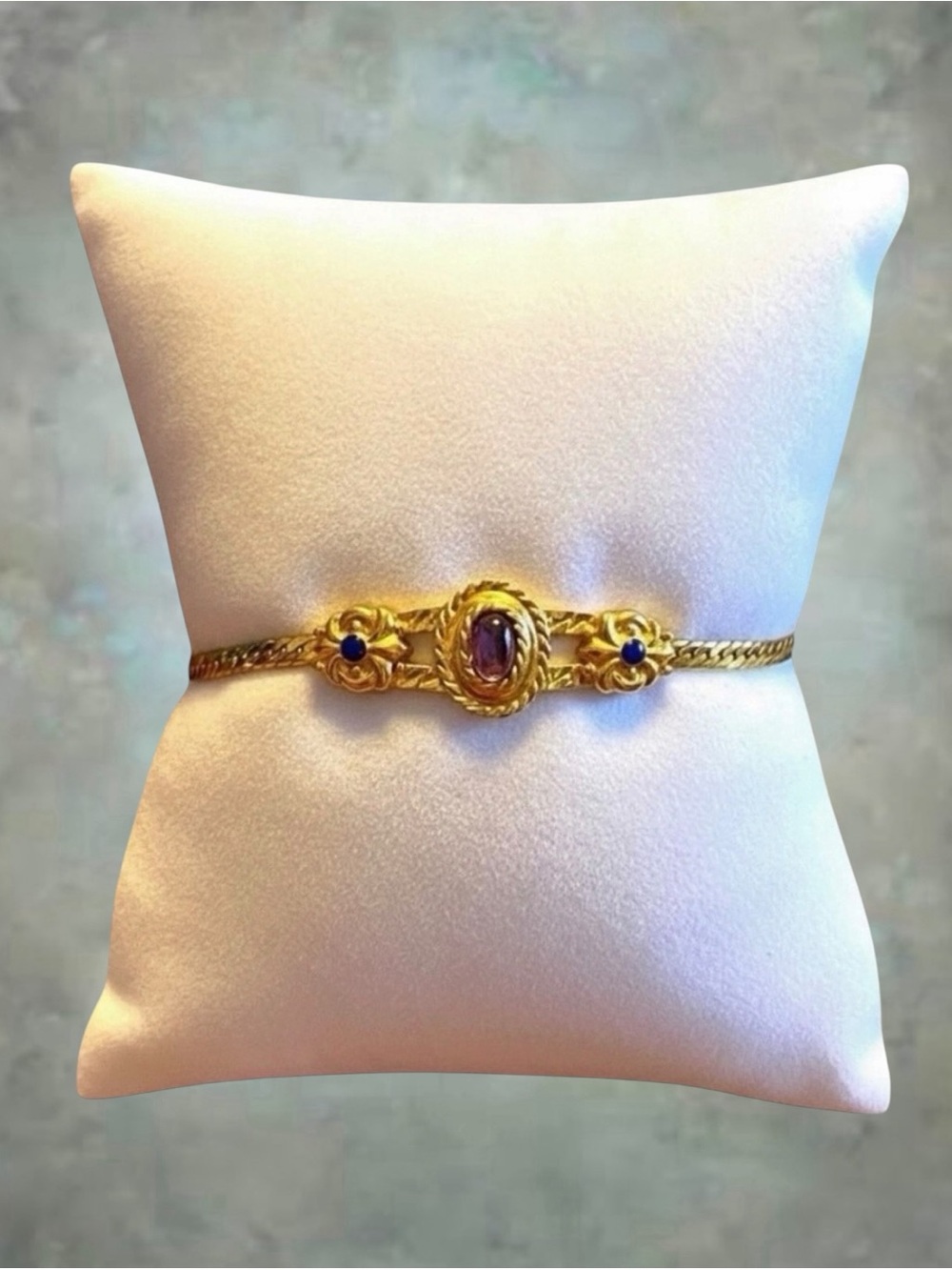 Jewelry Bargains Bracelet Gold Colored Flowers